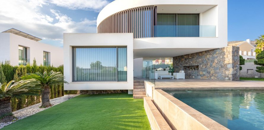 3 bedrooms Villa in Finestrat, Spain No. 92414