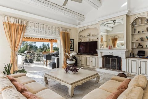8 bedrooms Villa in Biot, France No. 76127 3