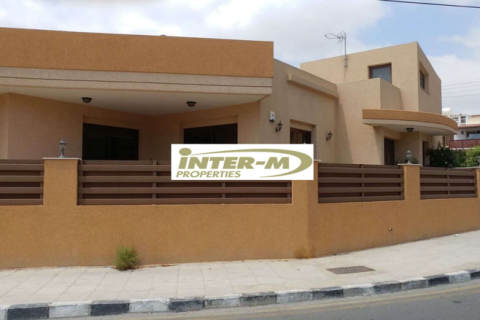 4 bedrooms House in Limassol, Cyprus No. 78615 8