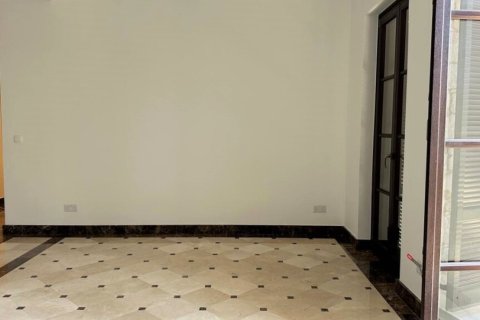 3 bedrooms Apartment in Limassol, Cyprus No. 105461 4