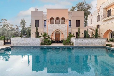 3 bedrooms Apartment in Limassol, Cyprus No. 105461 6