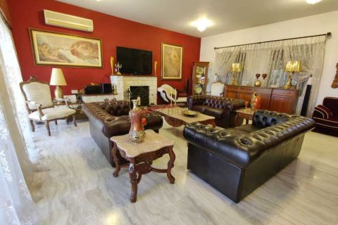 Дом с 3 спальнями в Агиос Тихонас, Кипр №46639 2