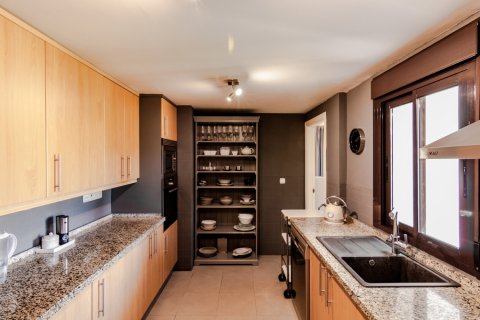 3 bedrooms Apartment in Tan Xuan, Vietnam No. 27302 2