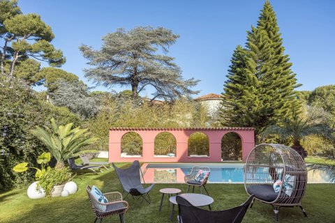 4 dormitorios Villa en Antibes, France No. 68768 17
