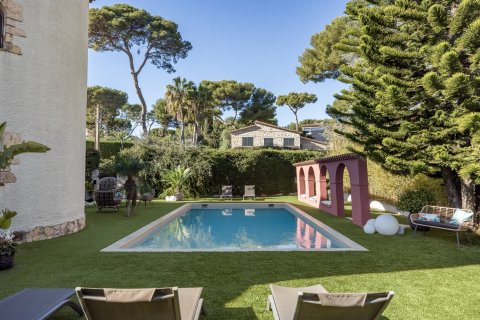 4 dormitorios Villa en Antibes, France No. 68768 2