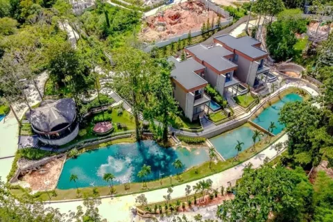 4 bedrooms Villa in Phuket, Thailand No. 86565 1