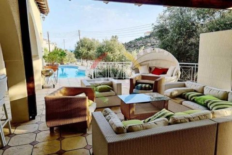 Вилла с 3 спальнями в Агиос Тихонас, Кипр №83252 4