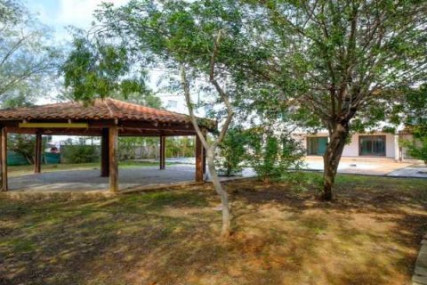 3 bedrooms House in Strovolos, Cyprus No. 81387 3