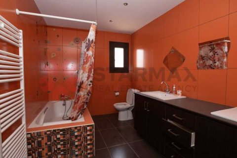 Дом с 4 спальнями в Марони, Кипр №83495 5