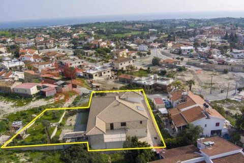 Дом с 4 спальнями в Марони, Кипр №83495 1