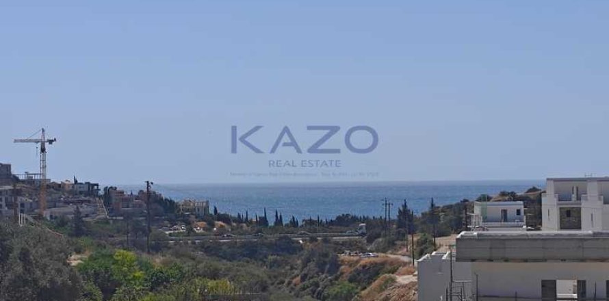 Вилла с 3 спальнями в Агиос Тихонас, Кипр №82396