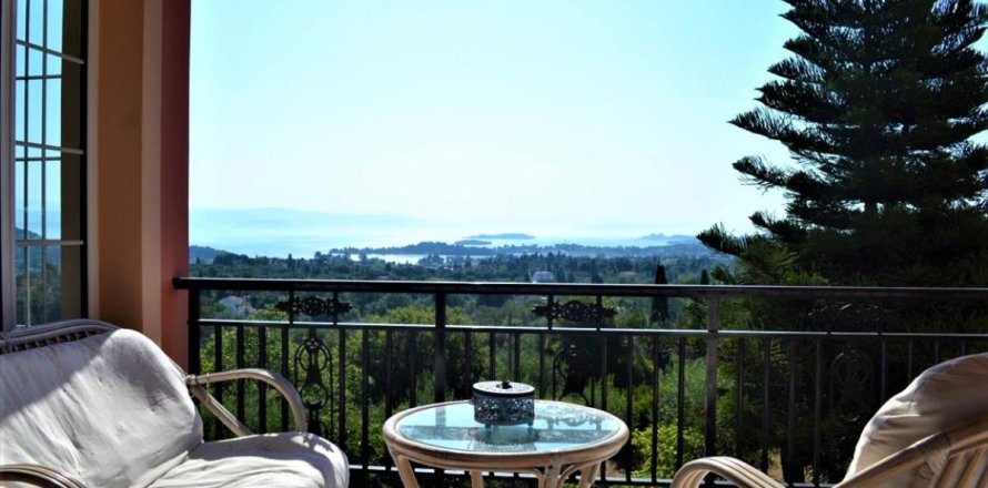 6 bedrooms Villa in Corfu, Greece No. 78214
