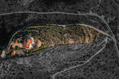 6 bedrooms House in Agios Athanasios, Cyprus No. 30625 6