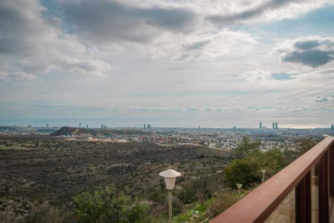 6 bedrooms House in Agios Athanasios, Cyprus No. 30625 13