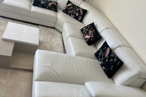 3 bedrooms Apartment in Limassol, Cyprus No. 80977 10