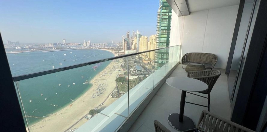 2 bedrooms Apartment in Dubai, UAE No. 117669