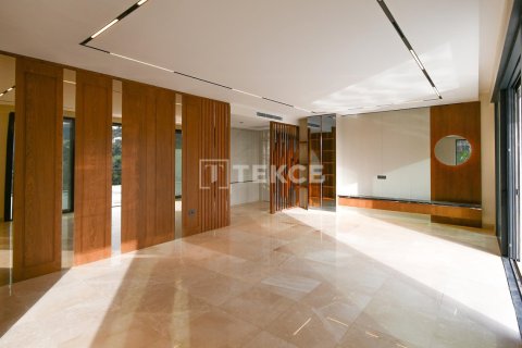 5 bedrooms Villa in Phi Dien, Vietnam No. 91106 19