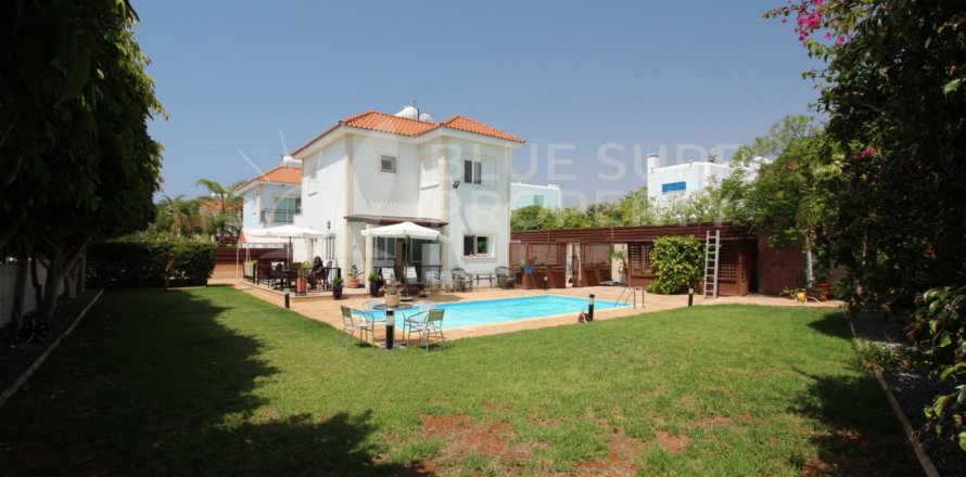 3 bedrooms Villa in Protaras, Cyprus No. 36593