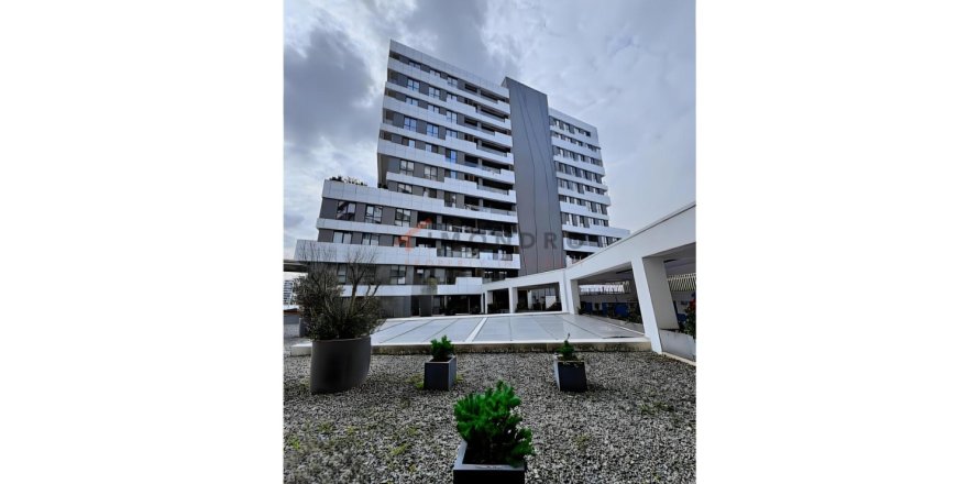 1 dormitorio Apartment en Cau Giay, Vietnam No. 121079