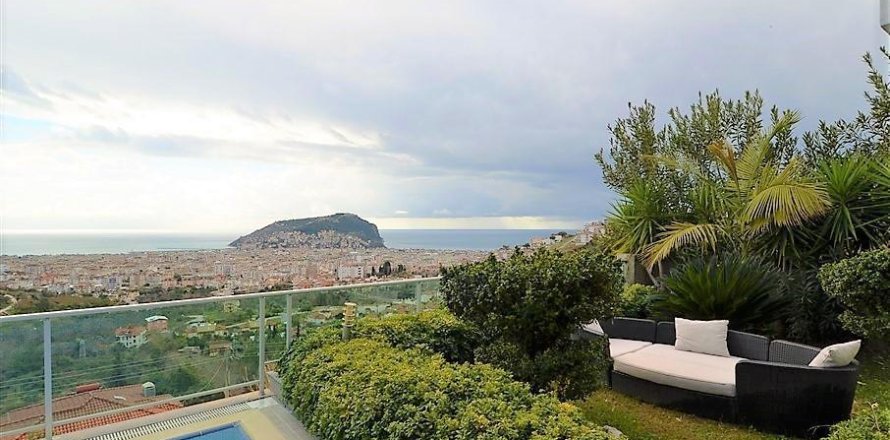 6 rooms Villa à Alanya, Turkey No. 21782