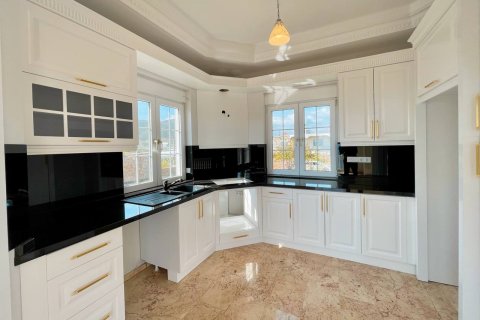 5 bedrooms Apartment in Lam Cot, Vietnam No. 14169 7