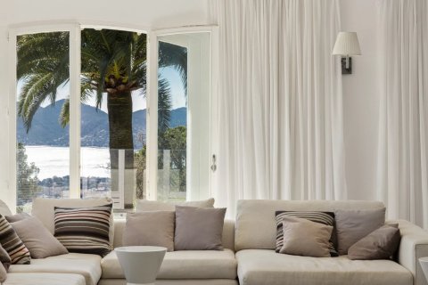 7 bedrooms Villa in Vallauris, France No. 68819 5