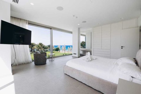 6 bedrooms Villa in Protaras, Cyprus No. 39706 10