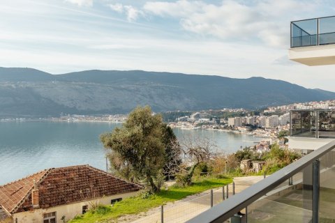 1 bedroom Apartment in Herceg Novi, Montenegro No. 104776 5