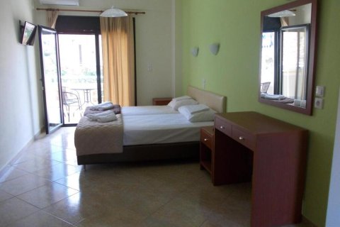 Здание с 24 комнатами в Эвбея, Греция №54622 14