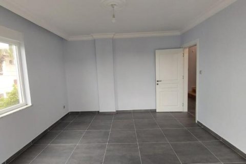 4 rooms Villa à Binh Duong, Vietnam No. 20872 3