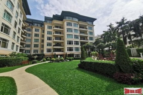 3 bedrooms Apartment in Bangkok, Thailand No. 96158 5