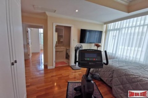 3 bedrooms Apartment in Bangkok, Thailand No. 96158 18