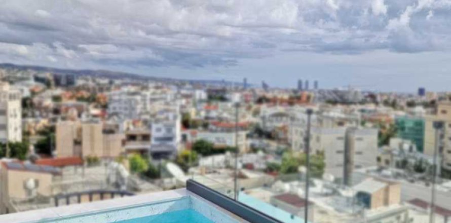 3 bedrooms Penthouse in Mesa Geitonia, Cyprus No. 40862