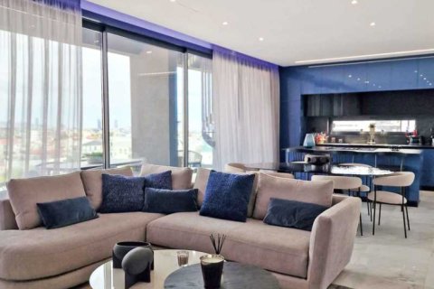 3 bedrooms Penthouse in Mesa Geitonia, Cyprus No. 40862 2