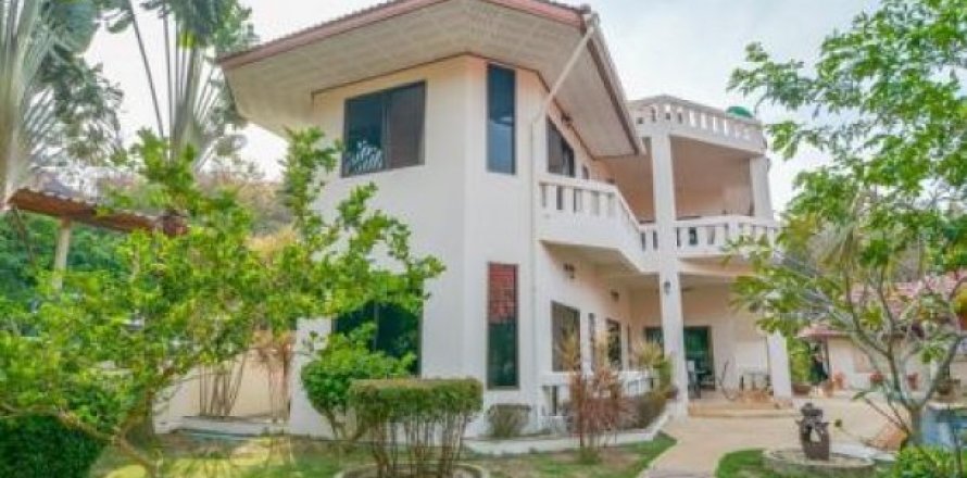 6 bedrooms Villa in Ko Lanta Yai, Thailand No. 96507