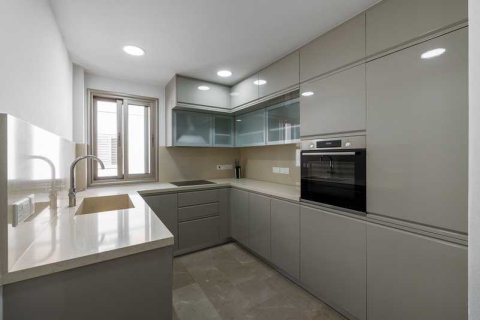 Квартира с 3 спальнями в Пафос, Кипр №76041 5