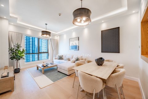 Квартира с 2 спальнями в Lake Almas West, ОАЭ №119982