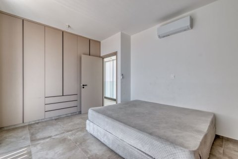 4 bedrooms Villa in Aradippou, Cyprus No. 36876 13