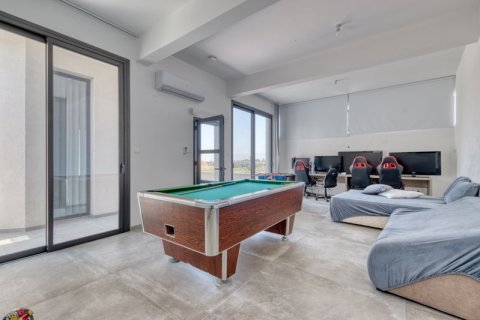 4 bedrooms Villa in Aradippou, Cyprus No. 36876 29