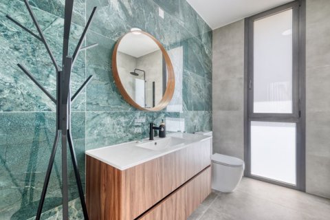 4 bedrooms Villa in Aradippou, Cyprus No. 36876 23