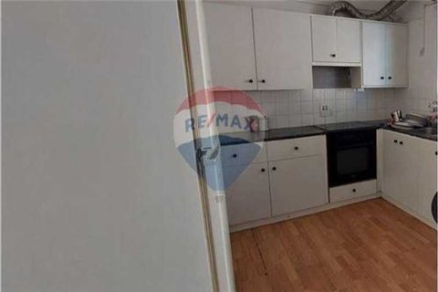 Дом с 7 спальнями в Лимассол, Кипр №79404 4