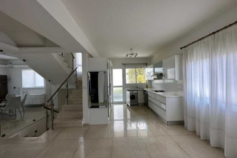 4 bedrooms Villa in Paphos, Cyprus No. 84329 5