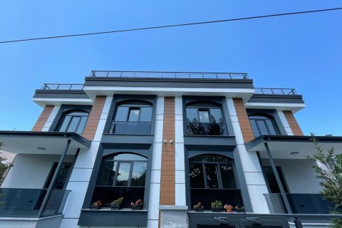 5 bedrooms Villa in Khanh Hoa, Vietnam No. 14897 1