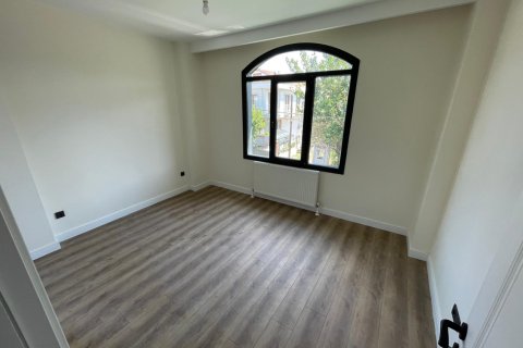 5 bedrooms Villa in Khanh Hoa, Vietnam No. 14897 2