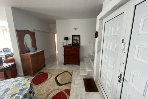 Вилла с 11 комнатами в Кавала, Греция №108463 3