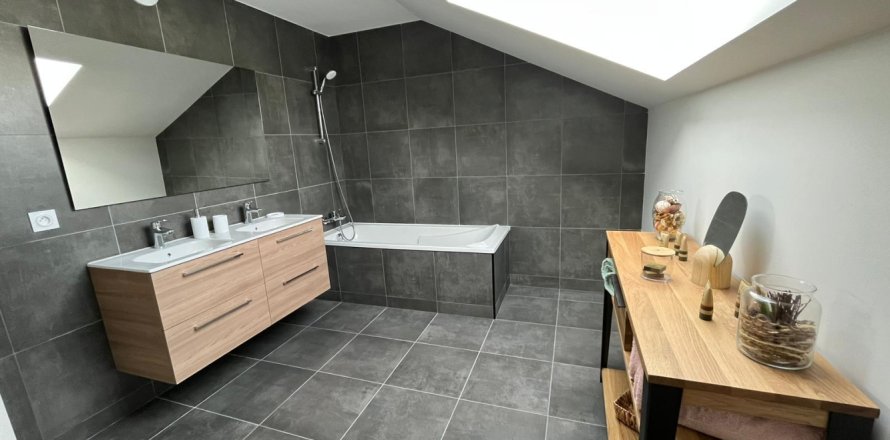 3 bedrooms House in Saint-Gervais-les-Bains, France No. 99499