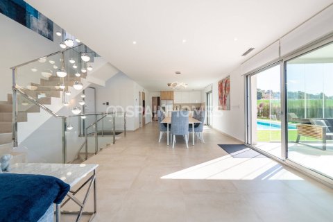 4 bedrooms Villa in Phin Ngan, Vietnam No. 27869 2