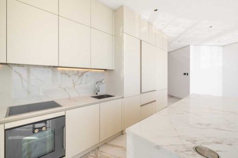 Квартира с 3 спальнями в Лимассол, Кипр №77396 3