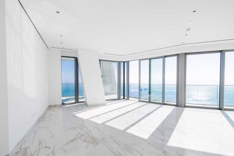 Квартира с 3 спальнями в Лимассол, Кипр №77396 9