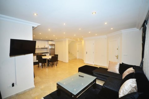 5 dormitorios Villa en Lien Chieu, Vietnam No. 12417 11